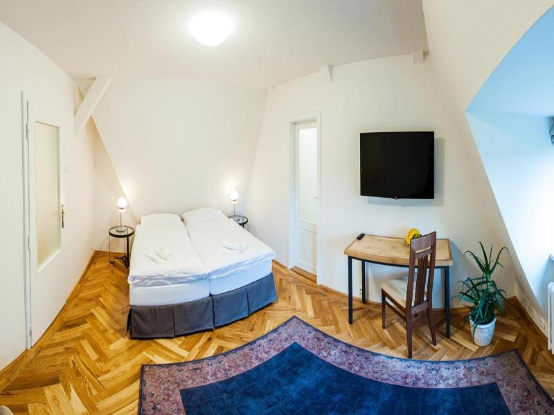Hotel Vila Olga image