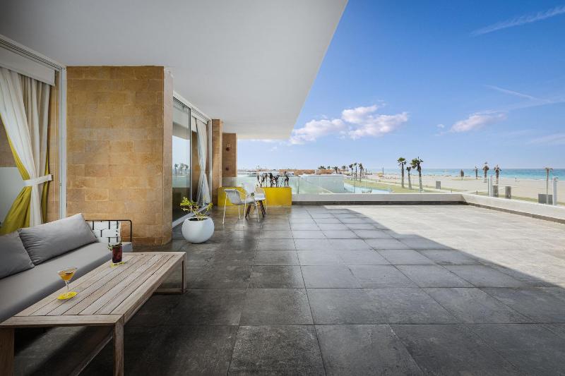 The G Hotel image