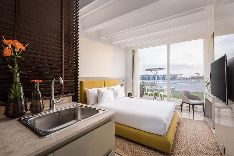 The G Hotel image
