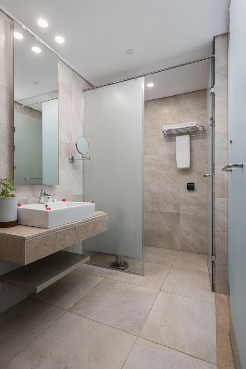 The G Hotel image