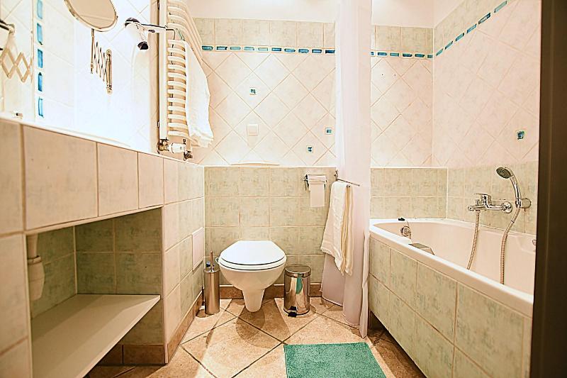 Mhost Bronowice image
