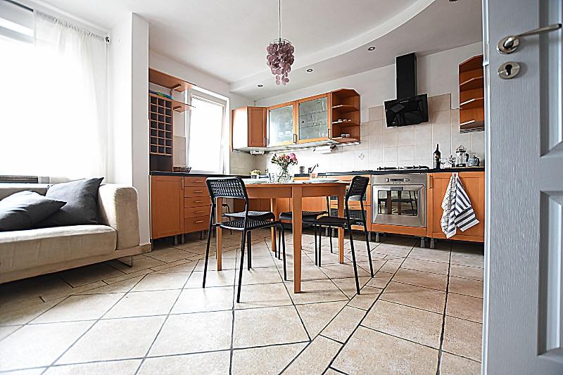 Mhost Bronowice image