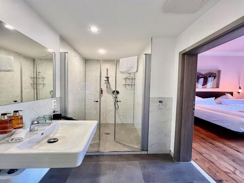 Hotel Villa Vie image