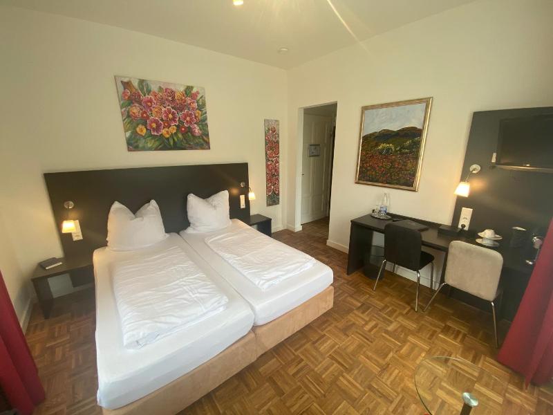 Hotel Altes Pfarrhaus image