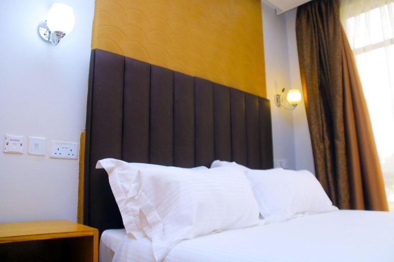 Amelia Hotel Karen image
