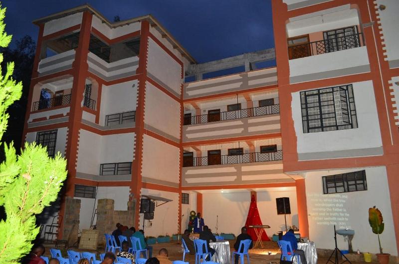 Snow Peak Hotel