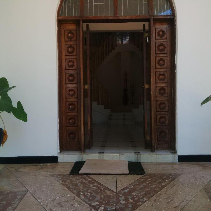 Emerald House image