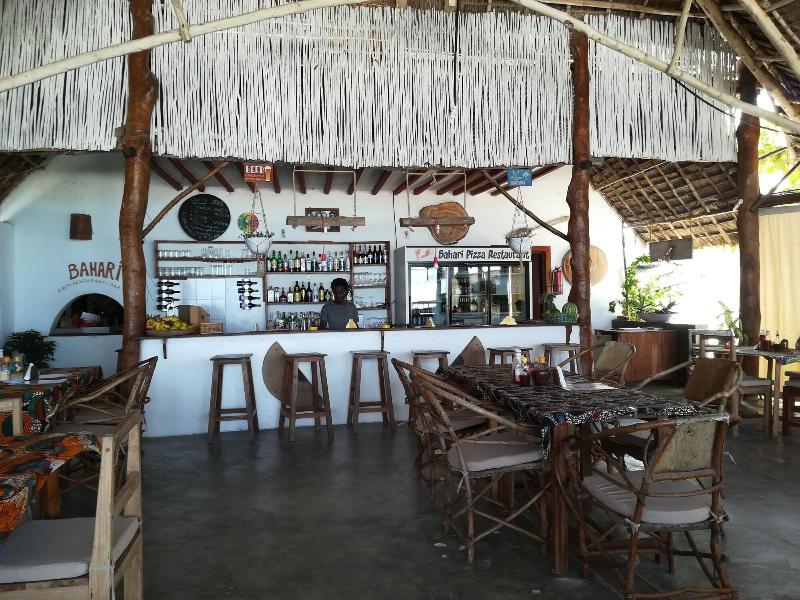 Bahari Pizza Restaurant And Bungalows image