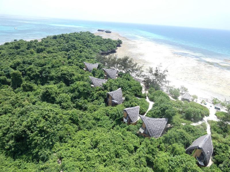 Bahari Pizza Restaurant And Bungalows image