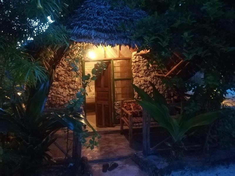 Bahari Pizza Restaurant And Bungalows image