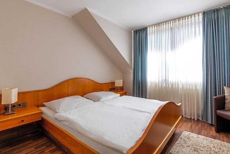 Hotel Zum Dorfbrunnen image