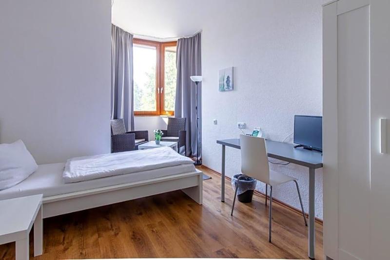 Hotel Zum Dorfbrunnen image
