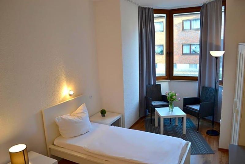 Hotel Zum Dorfbrunnen image