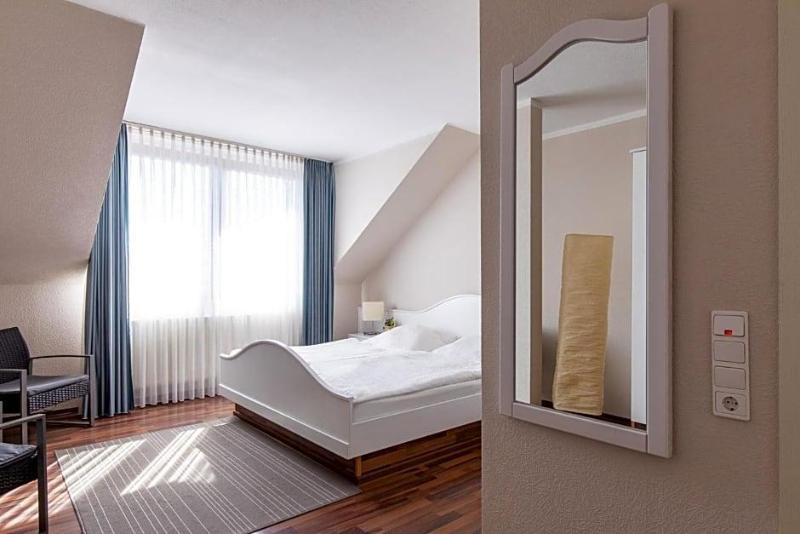 Hotel Zum Dorfbrunnen image