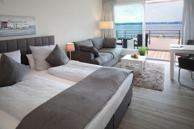 Intermar Hotel & Apartments image