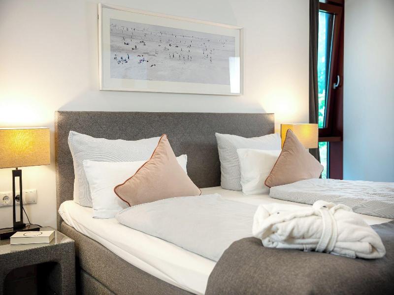 Intermar Hotel & Apartments image