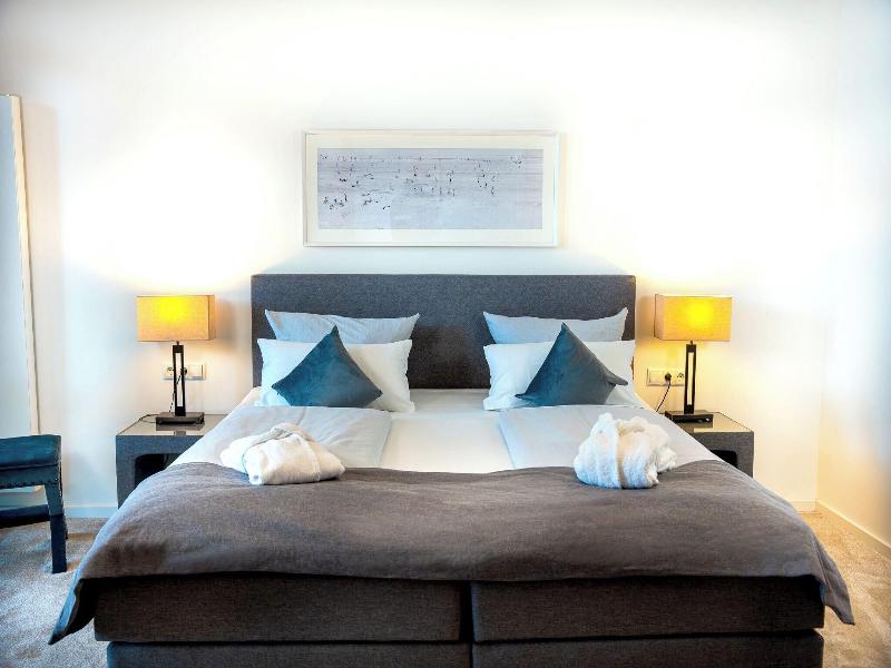 Intermar Hotel & Apartments image