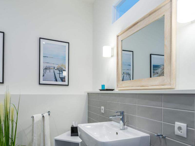 Intermar Hotel & Apartments image
