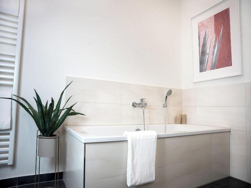 Intermar Hotel & Apartments image