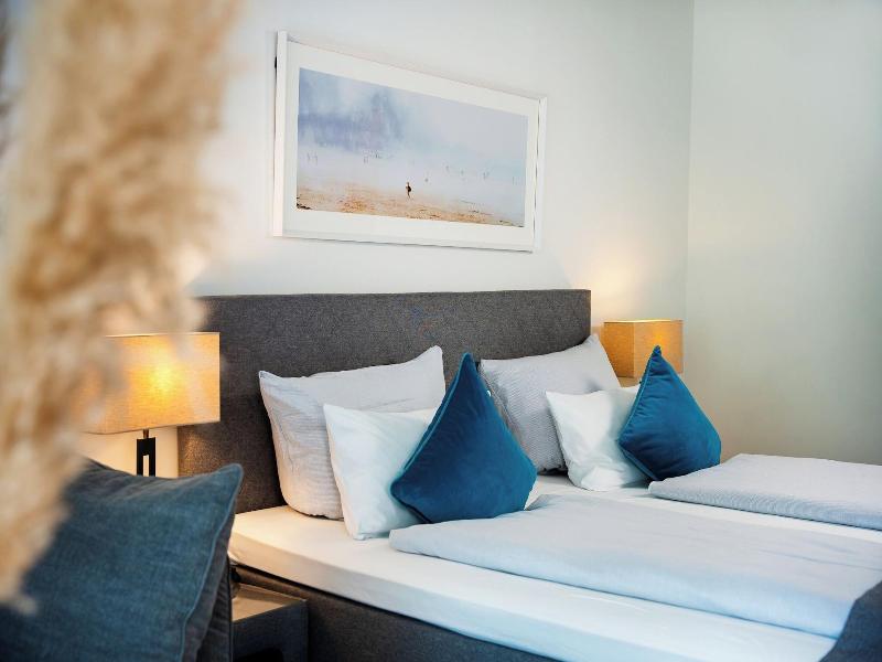 Intermar Hotel & Apartments image