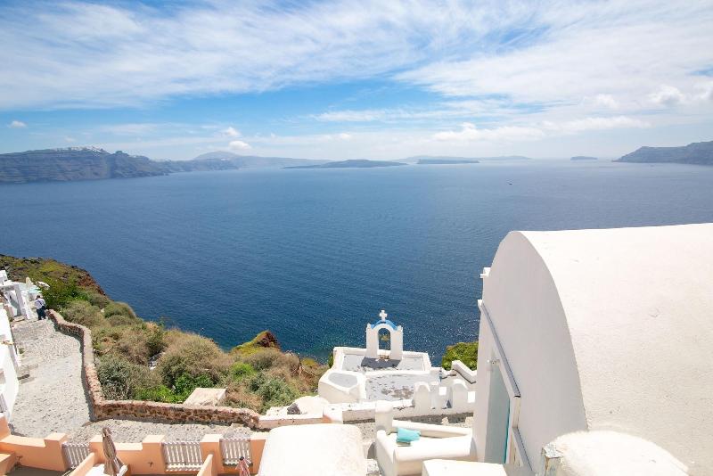 White Cave House image