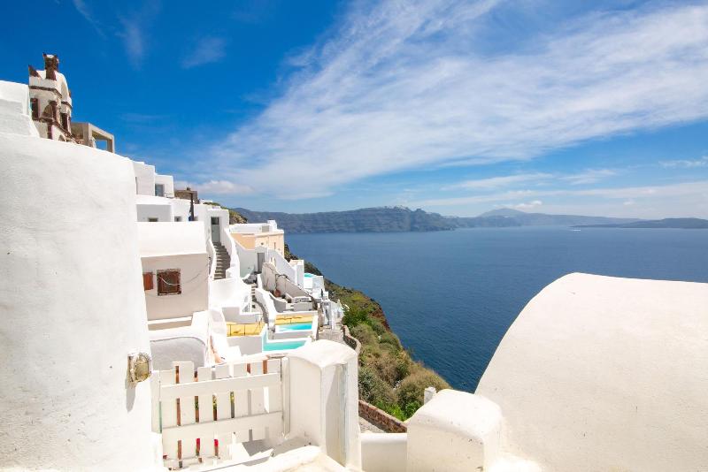 White Cave House image