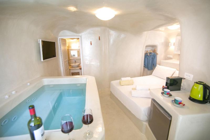 White Cave House image