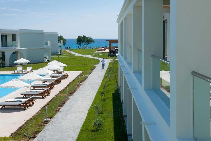 Levante Beach Resort 2