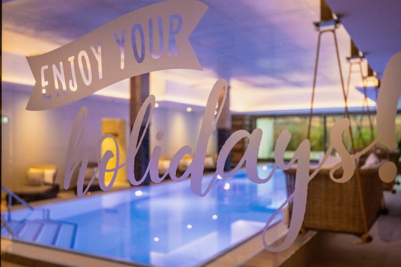 Neu Papa Rhein By Bollands Hotels image