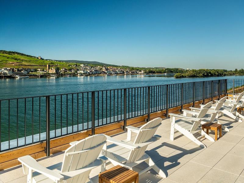 Neu Papa Rhein By Bollands Hotels image