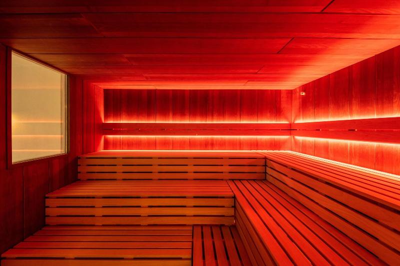 Neu Papa Rhein By Bollands Hotels image