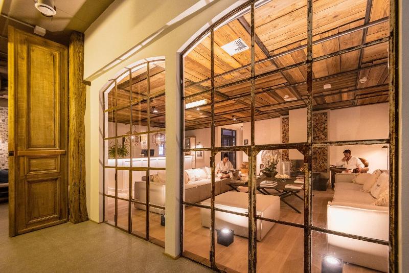 Neu Papa Rhein By Bollands Hotels image