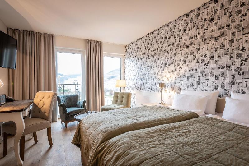 Neu Papa Rhein By Bollands Hotels image