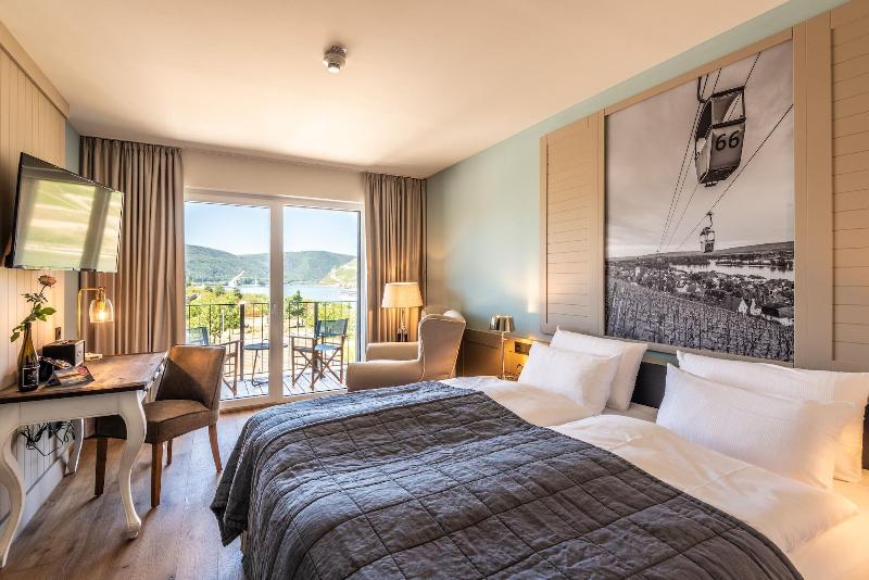 Neu Papa Rhein By Bollands Hotels image