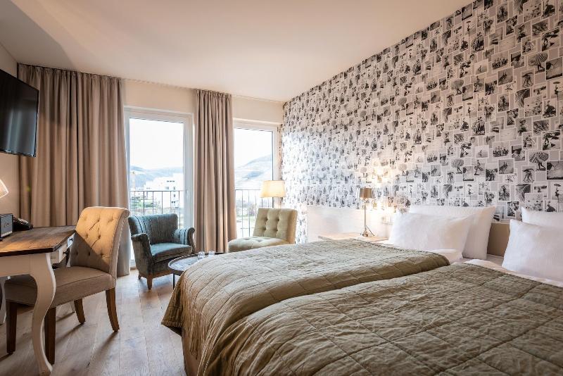 Neu Papa Rhein By Bollands Hotels image