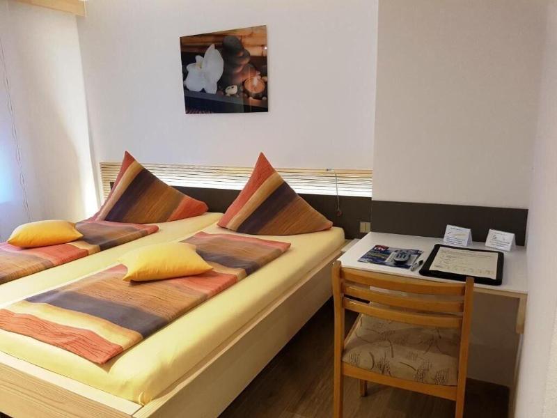 Hotel Garni Jägerhof image