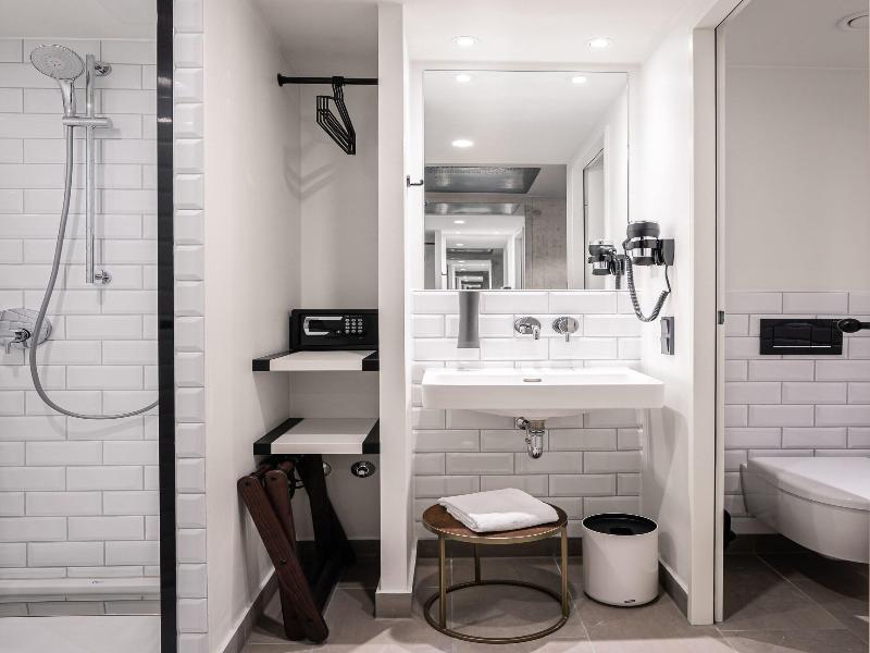 Gambino Hotel Werksviertel image