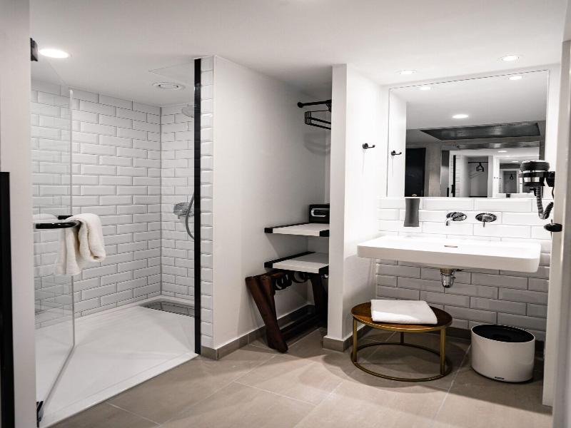 Gambino Hotel Werksviertel image