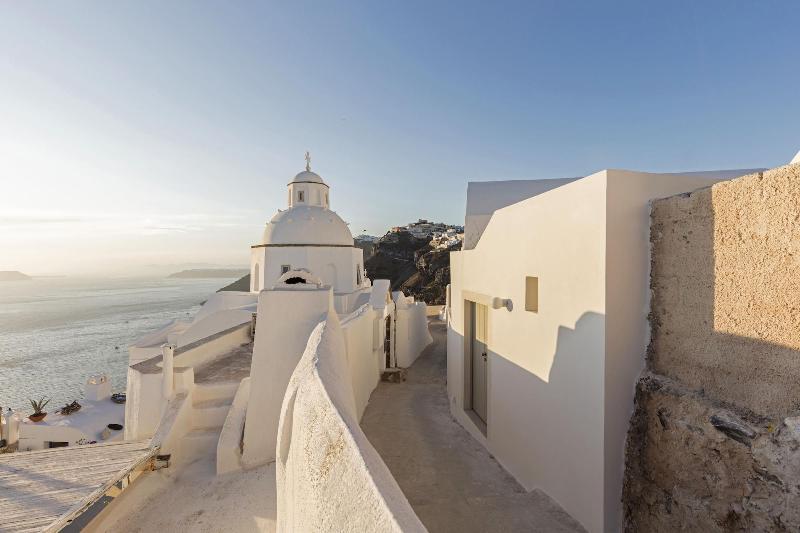 Aesthesis Boutique Villas Fira image