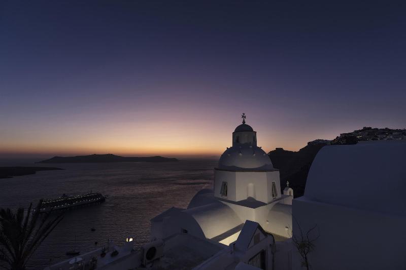 Aesthesis Boutique Villas Fira image