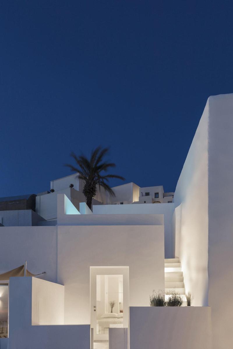 Aesthesis Boutique Villas Fira image