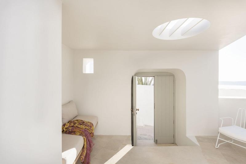 Aesthesis Boutique Villas Fira image