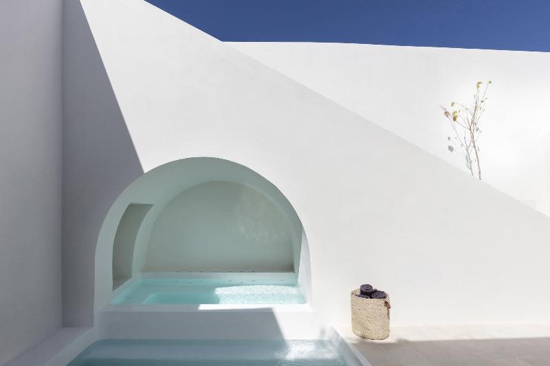 Aesthesis Boutique Villas Fira image