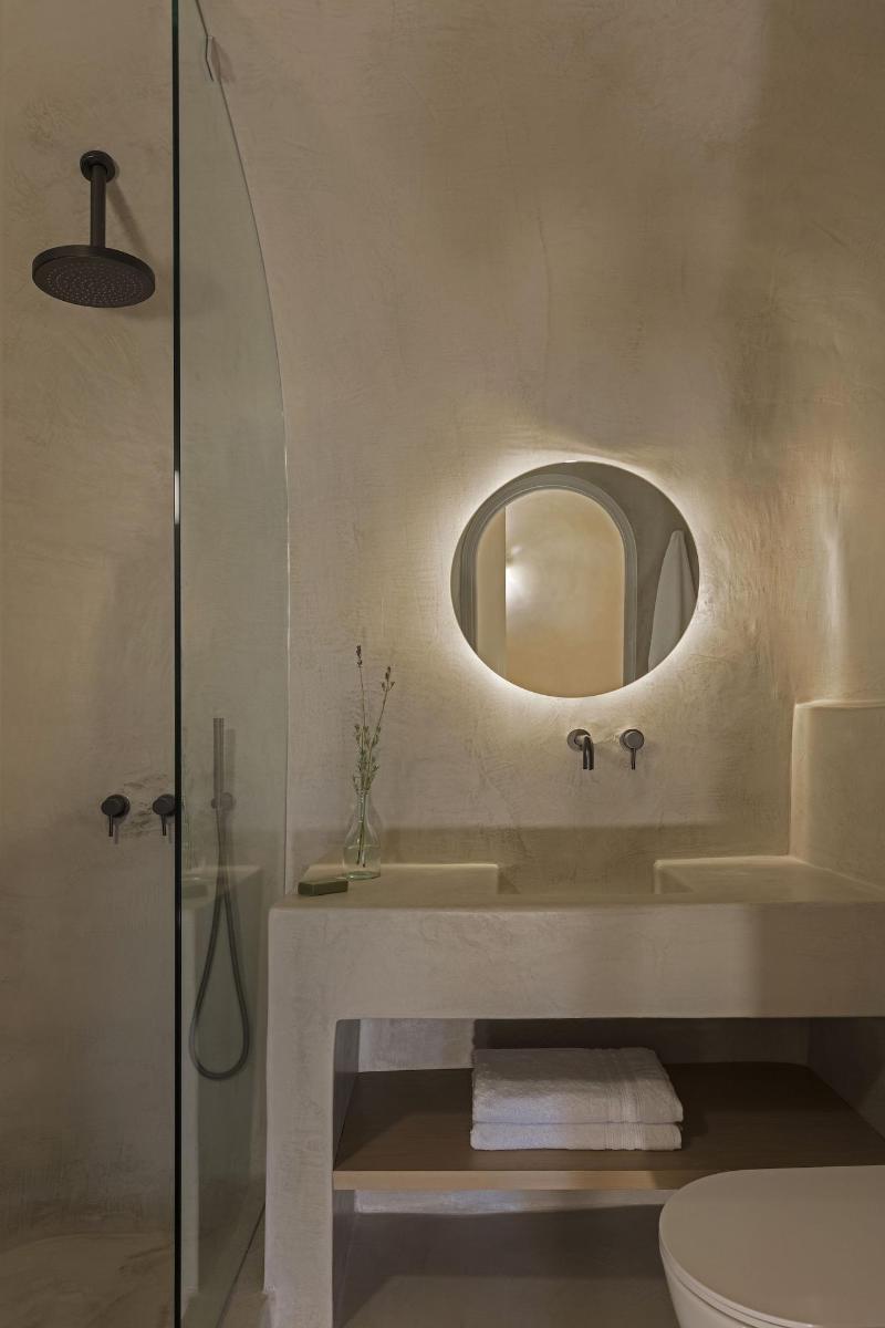 Aesthesis Boutique Villas Fira image