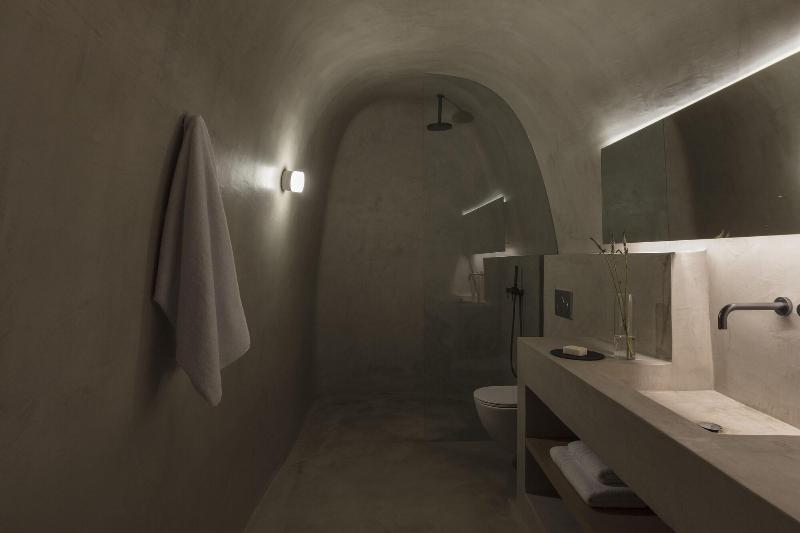 Aesthesis Boutique Villas Fira image