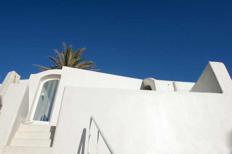 Aesthesis Boutique Villas Fira image