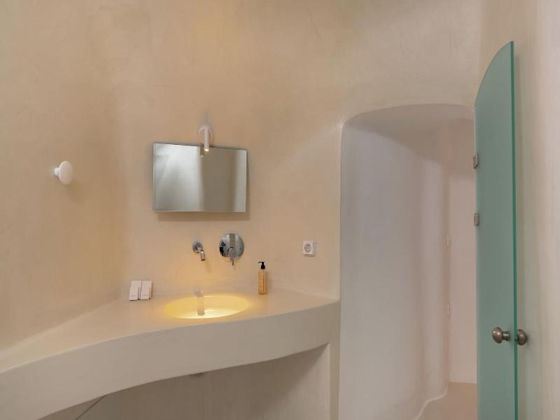 Aesthesis Boutique Villas Fira image