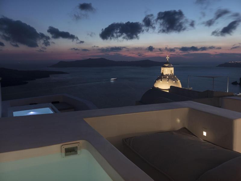 Aesthesis Boutique Villas Fira image