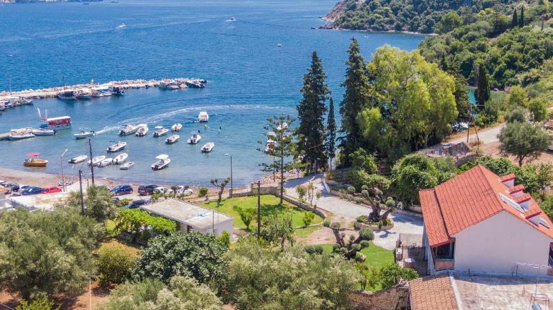 Eptanisos Beachfront Suites Zante image