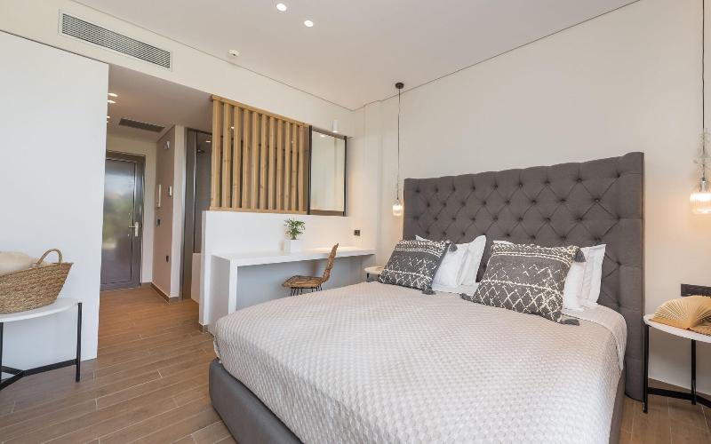 Eptanisos Beachfront Suites Zante image